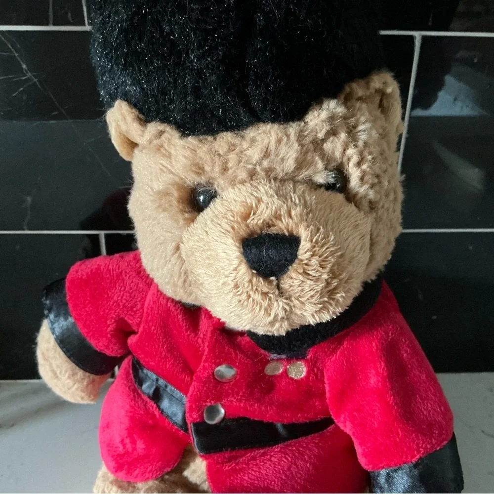 Harrods England Knightsbridge royal quart teddy bear plush stuffed animal
